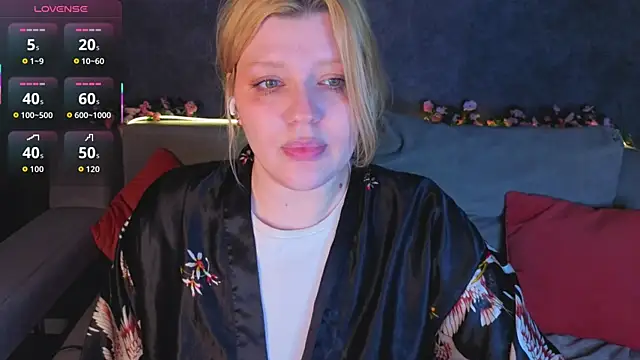 Michele Greenn online show from 05-18-26, 04:07