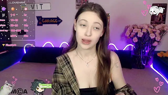 Snapshot of AmourLily chatting on 04-23-26, 12:40 AmourLily online show from 04-23-26, 12:40