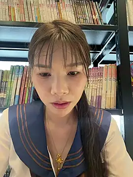 Snapshot of Adora188 chatting on 07-11-26, 06:38 Adora188 online show from 07-11-26, 06:38