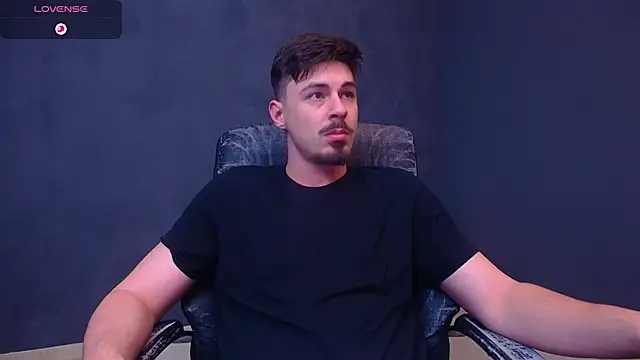 EnzoRace online show from 12-15-25, 09:02