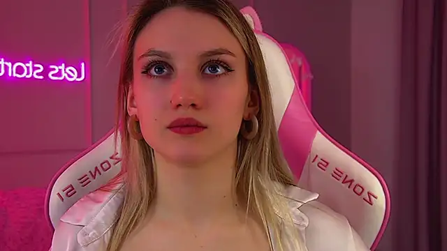 StacyEvances online show from 02-21-26, 06:20