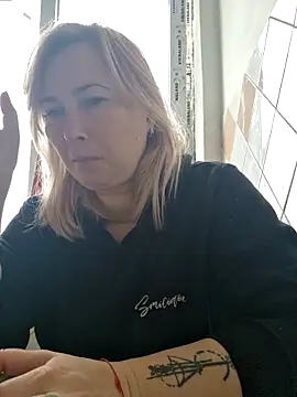 Snapshot of Xseniy chatting on 11-09-25, 09:51 Xseniy online show from 11-09-25, 09:51