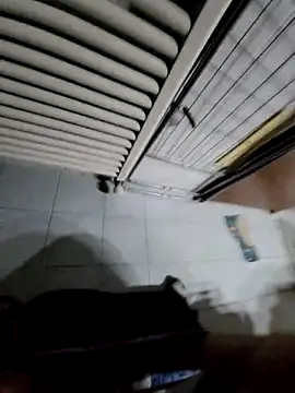 Snapshot of giova17cm chatting on 09-27-25, 09:09 giova17cm online show from 09-27-25, 09:09