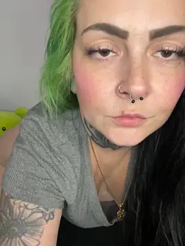 ninabobina666 online show from 09-10-25, 02:39
