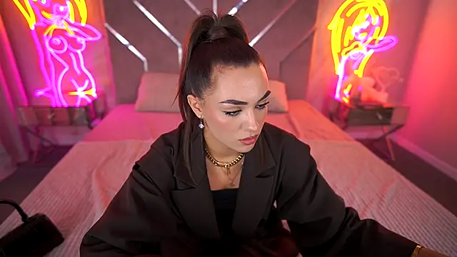 Snapshot of EricaSin chatting on 09-10-25, 02:39 EricaSin online show from 09-10-25, 02:39