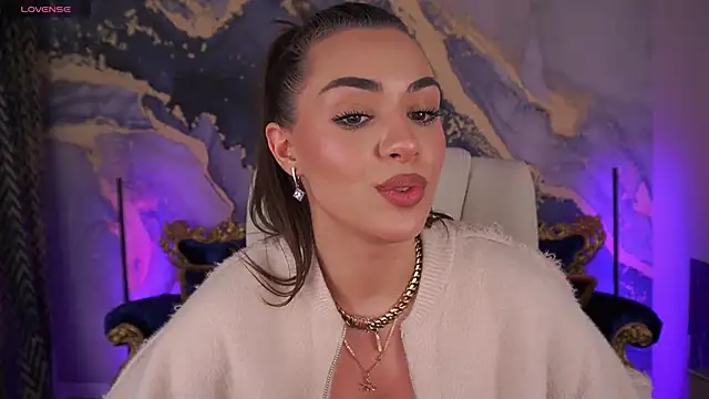 Snapshot of EricaSin chatting on 10-29-25, 01:57 EricaSin online show from 10-29-25, 01:57