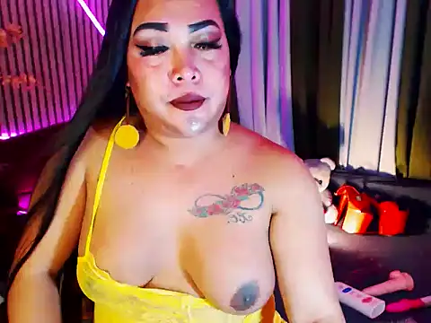 Snapshot of CumFactoryLuna chatting on 03-09-26, 01:09 CumFactoryLuna online show from 03-09-26, 01:09