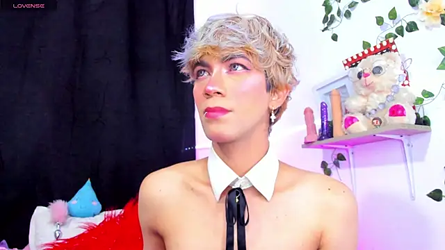 Cooperrosscute233 online show from 10-18-25, 05:57