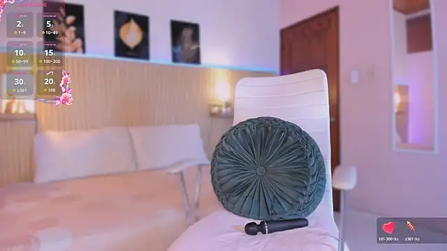 Sirenita petitexoxo online show from 11-04-25, 10:47