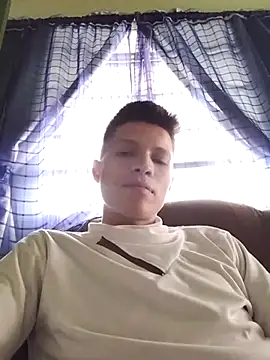 Snapshot of elinnki chatting on 09-22-25, 05:59 elinnki online show from 09-22-25, 05:59