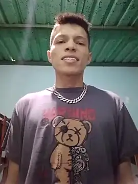 Snapshot of elinnki chatting on 10-03-25, 03:31 elinnki online show from 10-03-25, 03:31