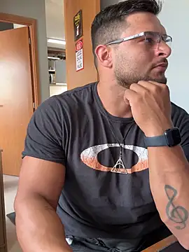 KRYSTALIZEDY online show from 12-16-25, 11:04