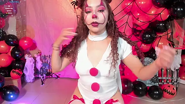 vane vixen online show from 10-16-25, 08:32