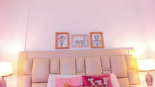 HarleyQueen666 online show from 11-30-25, 11:25