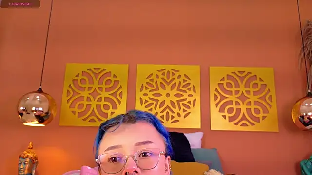 HIKARY MIYAMOTO online show from 02-05-26, 01:27