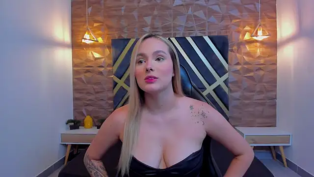 Emmaa white  online show from 01-10-26, 05:26