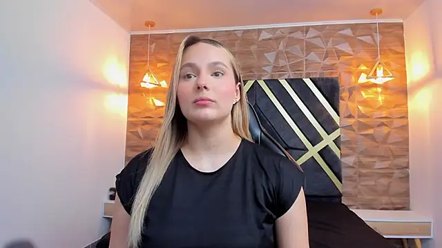 Emmaa white  online show from 03-02-26, 05:20