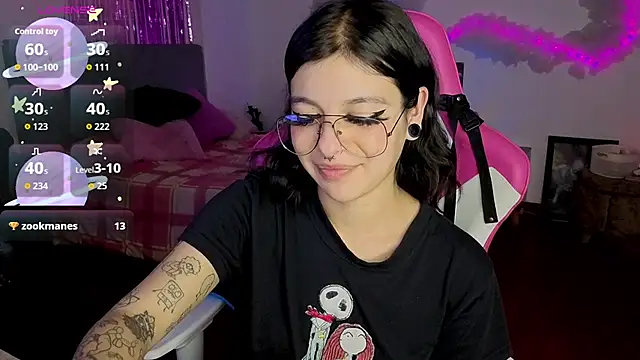 larah uwu online show from 05-08-26, 06:24