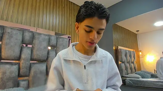 owen  johnson online show from 03-25-26, 11:38