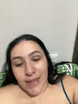 Snapshot of IvettSt_ chatting on 06-06-26, 04:17 IvettSt online show from 06-06-26, 04:17