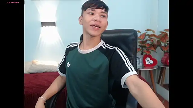 nathanclay online show from 09-18-25, 03:19