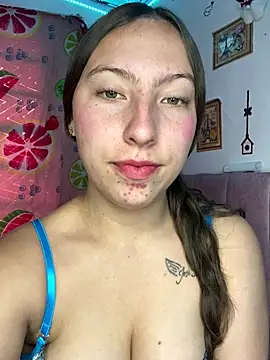 Tiara 19 online show from 10-20-25, 10:32