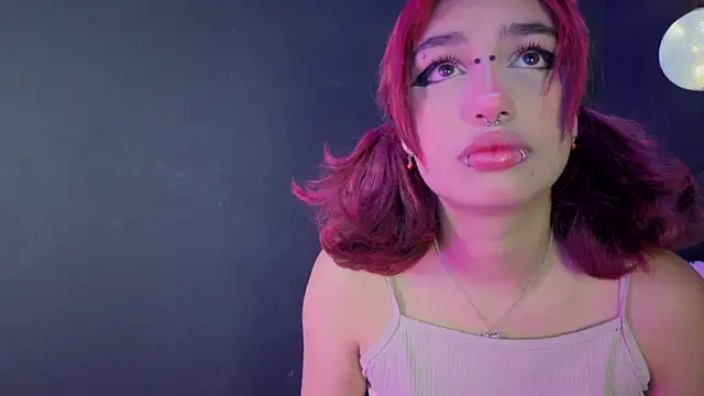 zoelight18 online show from 09-12-25, 03:28