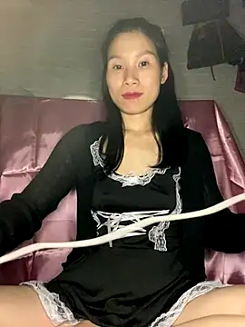 MinHiNi online show from 11-17-25, 04:13