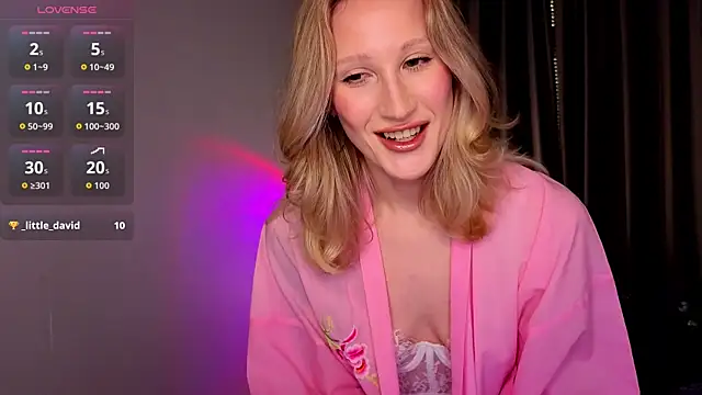 BiancaHelo online show from 11-27-25, 09:39