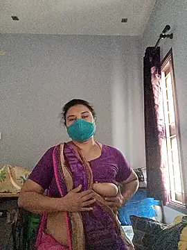 Snapshot of Tamil_Sivani chatting on 02-15-26, 03:25 Tamil Sivani online show from 02-15-26, 03:25