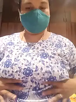 Snapshot of Tamil_Sivani chatting on 02-24-26, 02:48 Tamil Sivani online show from 02-24-26, 02:48