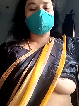 Snapshot of Tamil_Sivani chatting on 02-26-26, 03:27 Tamil Sivani online show from 02-26-26, 03:27