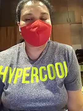 Snapshot of Tamil_Sivani chatting on 02-26-26, 03:33 Tamil Sivani online show from 02-26-26, 03:33