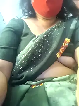 Snapshot of Tamil_Sivani chatting on 03-04-26, 07:47 Tamil Sivani online show from 03-04-26, 07:47