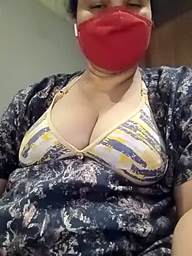 Snapshot of Tamil_Sivani chatting on 03-07-26, 03:09 Tamil Sivani online show from 03-07-26, 03:09