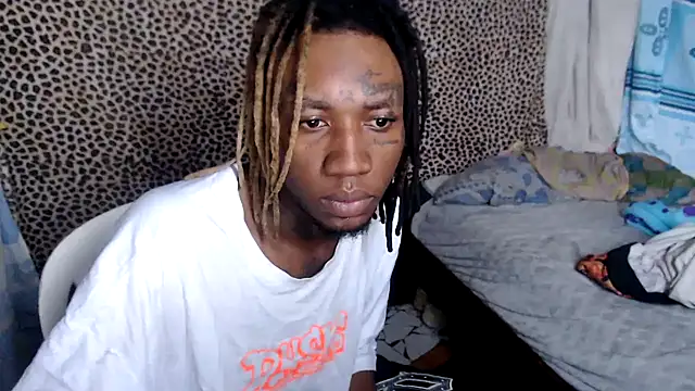 Snapshot of mike_ross11 chatting on 07-23-26, 01:09 mike ross11 online show from 07-23-26, 01:09