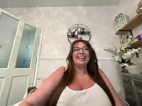 BuxomKitty BBW online show from 05-15-26, 02:13