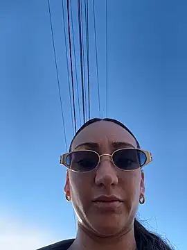 Snapshot of Ninabigtitied chatting on 02-09-26, 12:31 Ninabigtitied online show from 02-09-26, 12:31