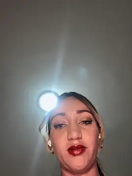 Snapshot of Ninabigtitied chatting on 02-14-26, 11:29 Ninabigtitied online show from 02-14-26, 11:29