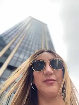 Snapshot of Ninabigtitied chatting on 03-10-26, 07:08 Ninabigtitied online show from 03-10-26, 07:08