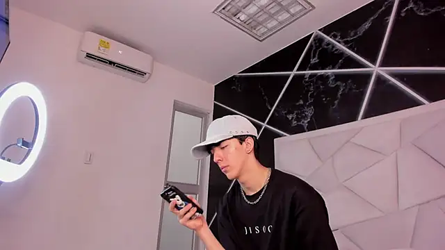 AerumChae online show from 05-05-26, 12:02
