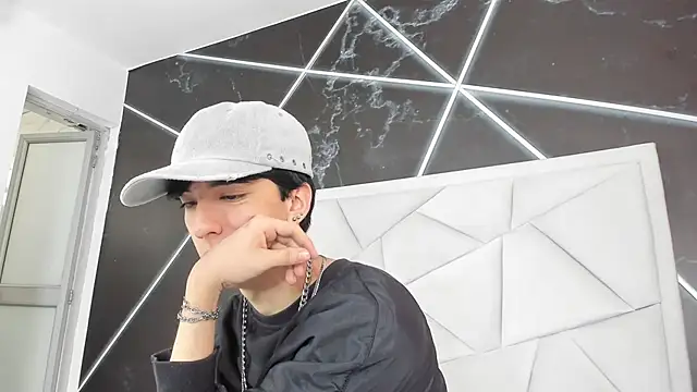 AerumChae online show from 05-12-26, 12:13