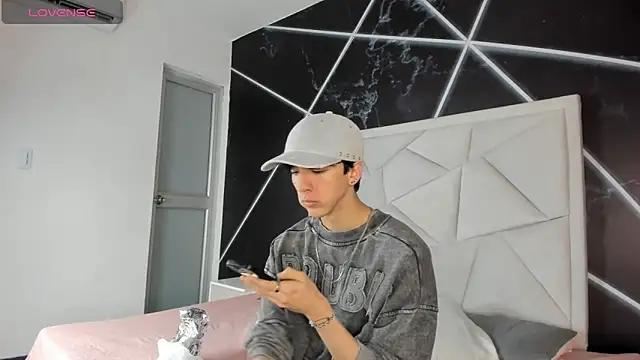 AerumChae online show from 05-19-26, 12:00