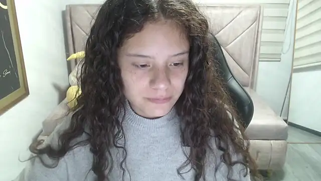 Velvet Moon V online show from 01-14-26, 01:06