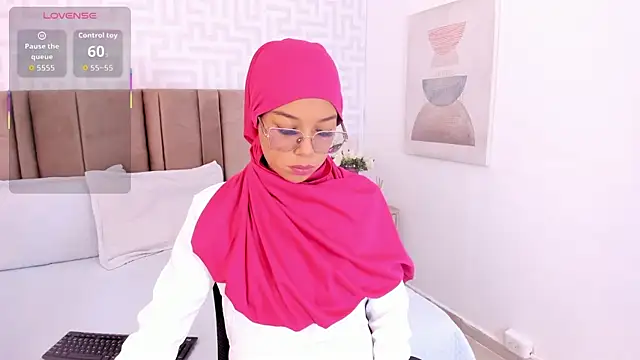 naishaa  online show from 03-13-26, 01:29