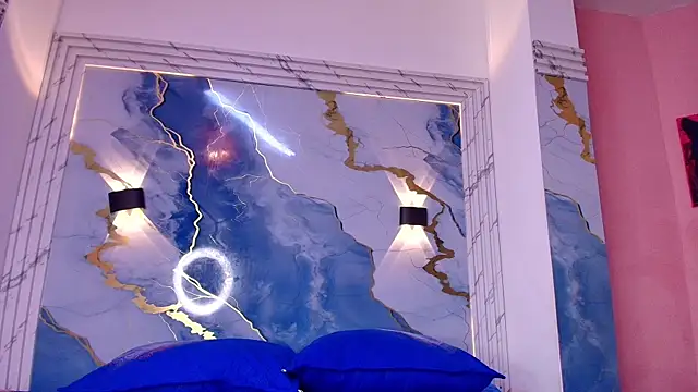 Snapshot of Anne_miller05 chatting on 10-24-25, 07:21 Anne miller05 online show from 10-24-25, 07:21