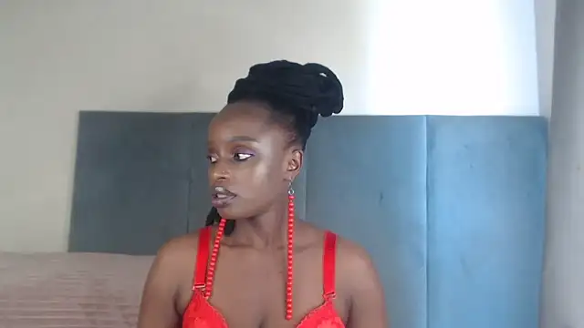 Snapshot of Jah-Queen chatting on 10-25-25, 10:01 Jah-Queen online show from 10-25-25, 10:01