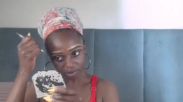 Jah-Queen online show from 12-19-25, 07:37