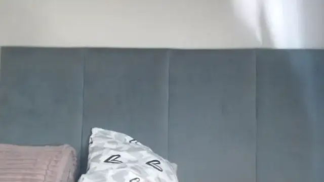 Jah-Queen online show from 01-14-26, 04:18