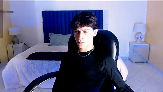 RoberthAlv online show from 02-19-26, 01:51